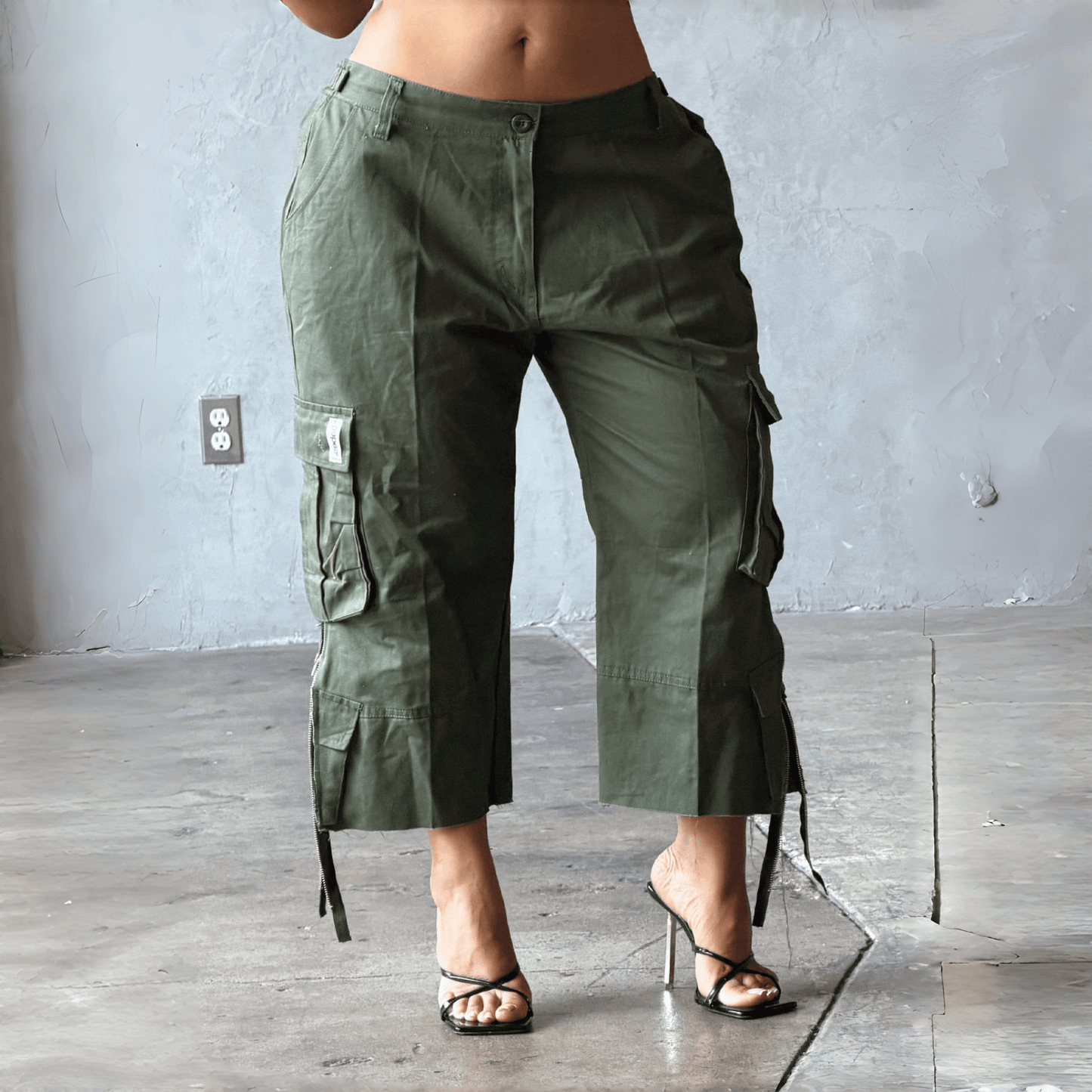 【LAST DAY SALE】The Utility Cropped Cargo Capri